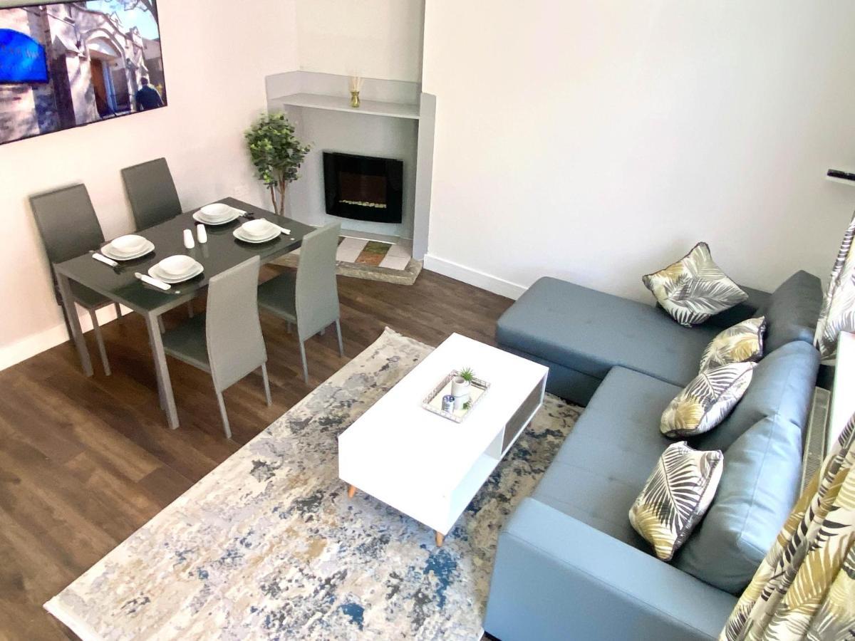 2 Bed Town Centre Nr Theatre Free Park Wi-Fi & Garden Apartamento Aylesbury  Exterior foto
