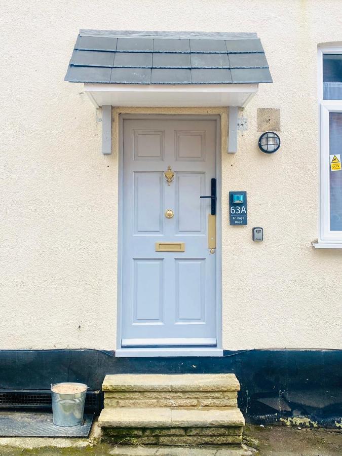 2 Bed Town Centre Nr Theatre Free Park Wi-Fi & Garden Apartamento Aylesbury  Exterior foto